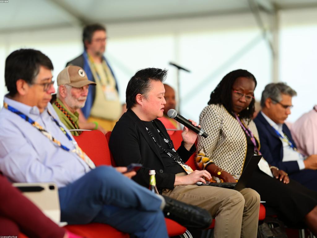 ការបន្ថែមសមត្ថភាពនៅក្នុងសង្គម