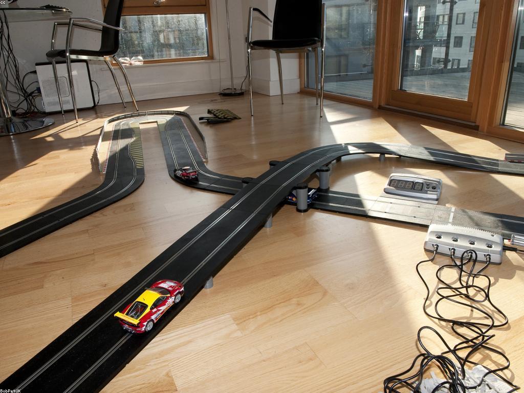 យុទ្ធសាស្ត្រការប្រកួតប្រជែងលើម៉ាស៊ីនស្លុត